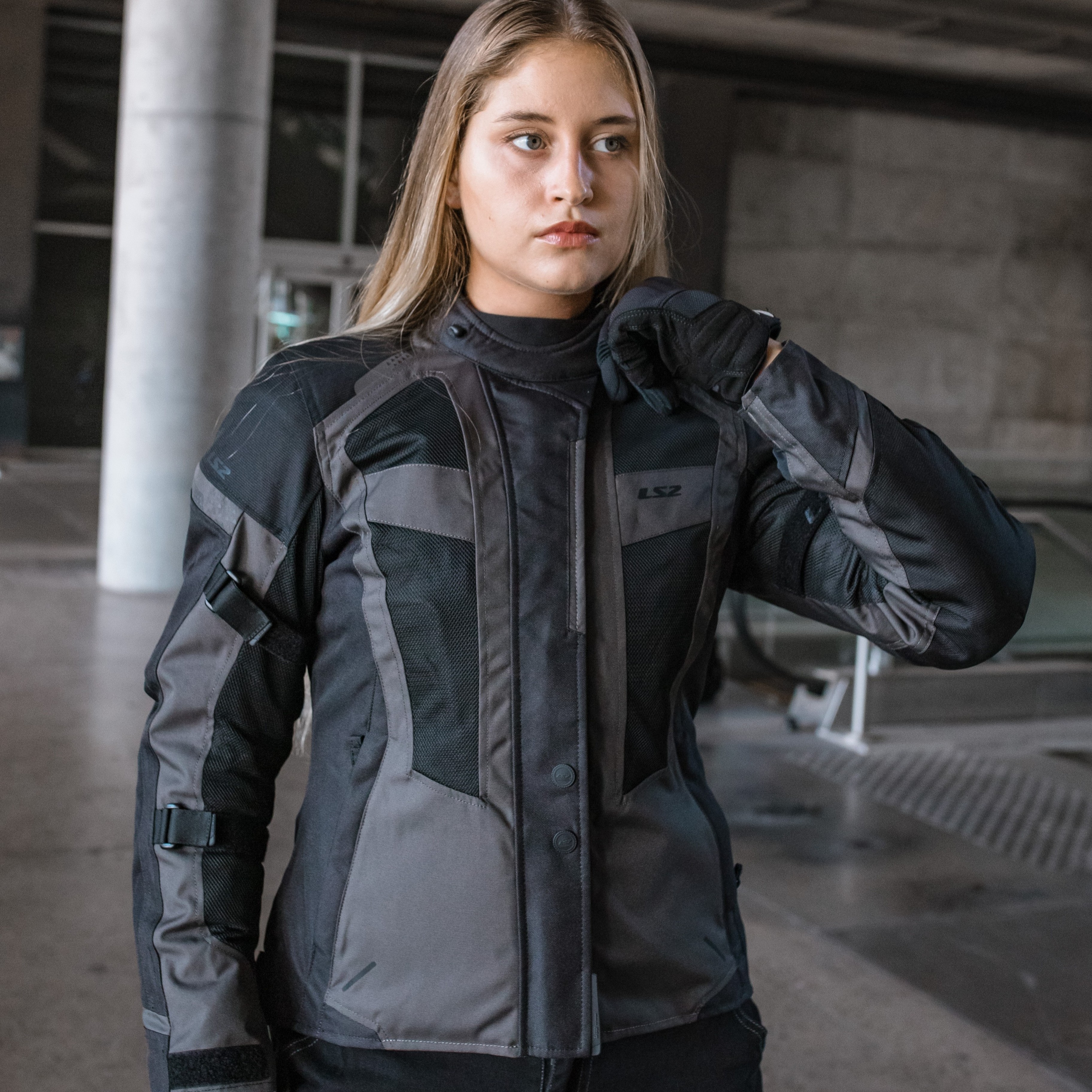 Campera LS2 Scout Mujer Negro / Gris